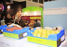 Apples from Les Rives at Ringoot Fruit.