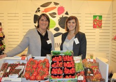 Valérie Braems and Clemence Depuis from Pacbelimex.