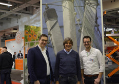 The men of Fruit Security, with Dr. Robert Spinazze. Spinazze Group is a supplier of concrete stakes