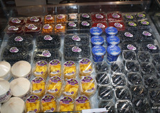 Nature's Pride also showcased inspiration. Why not eating yogurt with blueberries, since many eat it for breakfast?