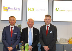 Leander van Bellen (HDG) amid Jan-Maarten van Noort and Gert Noorderink, of Mooy Logistics