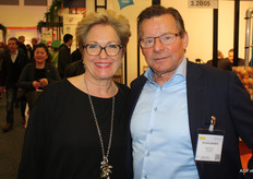 Kees and Toos Schouten, of Aardappelhandel Altena. The company bought the premises of C. G. Timmermans in Veen and thereby considerably expanded its capacity