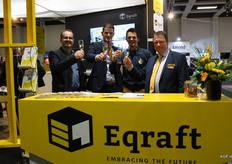 Lijn and Lindert Moerdijk, of MSP, toasting to the optical sorting project at MSP Rutger with Keurhorst and Gerard van der Knijff
