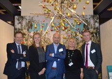 The third Oskam generation is making itself ready to continue the company. Next March the new production hall in which logistical transactions will take place will be finished in Neerijnen. Kees Oskam, Lisanne Oskam, Erik Oskam, Marina Yarushina and Niels Oskam.