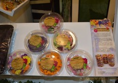 New logo for super flowers, edible flowers.