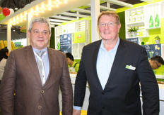 Bert Barmans and Bruce Cameron of Zespri