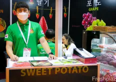 Jung Jae Bang is the General Manager of Hansarang Co., Ltd. The company specialises in premium packed fresh strawberries that it sells in Ho Chin Minh city in Vietnam.