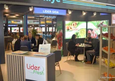 The Lider Gida stand was full of meetings during the exhibition. They export cherries, vegetables, citrus and pomegranates to Europe and Russia. They are a grower, packer and transporter of their produce.