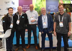 Wyma provide water treatment solutions which do not use chemicals. These are used in packhouses and help to recycle the water giving less waste. Ricky Tiong and John Roest from Wyma, Jeroen Zandman from Manter, Gordon Wood from BW Packaging and Ian Serra from Wyma.