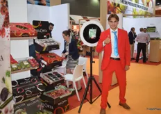 The Kanzi Man was all over the exhibition floor to promote the Kanzi apples.