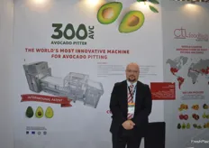 CTI Food Technology is an Italian company which manufactures pitting machines, they already do business around the world and hope enter the Colombian market soon Francesco Ferrara was at the stand.