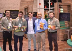 Santiago Landgrave, Daniel Heguertty, Roberto Mazón Caballero, Felipe García and Carlos Franco from Master’s Touch. The company is currently focusing on increasing their IP grape variety offer by transitioning their traditional grape varieties into the IP varieties.