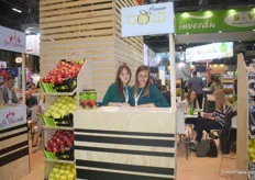 Maria Plit and Ewelina Ckaberska for Polish apple traders Premium Gold