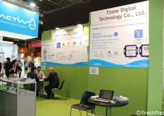 Really busy second day at Fruit Attraction for Tzone Digital Technology. Managers welcomed visitors and had business meeting