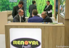 Renoval Fruits stand