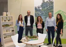 The team of Farmers Home Europe in a brand new stand. This new company is the European marketing and distribution arm for Green SuperFood, a grower-exporter of premium and sustainable fresh fruit and Hass avocados in Colombia and Brazil. 