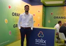 Salix has a wide portfolio of over 25 produce items, but focuses on apples, lemons, oranges, tangerines, pears and grapes. The company works with more than 80 loyal growers in 18 countries, and 400 customers in 57 countries. Ignacio Vidales was at the Salix stand.